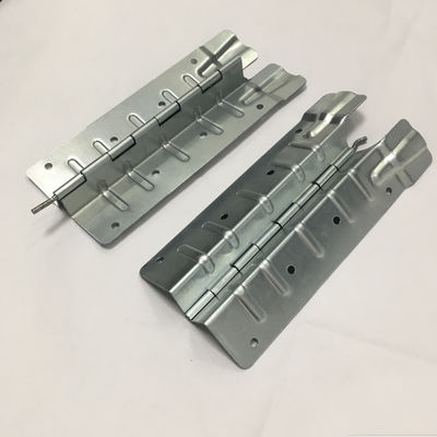 Niestandardowe 170-400mm 220 X 80 X 1.2mm Wysokość Metal Stamping Galwanizowane blachy Węglowa Stalowa obroża Kołnierze Z Cierniami