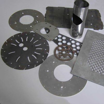 OEM Niestandardowe wysokiej jakości aluminium stalowe blachy metalowe Fabrykacja laserowo cięte części metalowe i usługi spawania