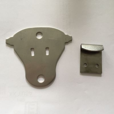 Produkcja blach metalowych Stal nierdzewna Miedź Aluminium Część stymulowana z gięciem Usługi obróbki CNC Laserowe