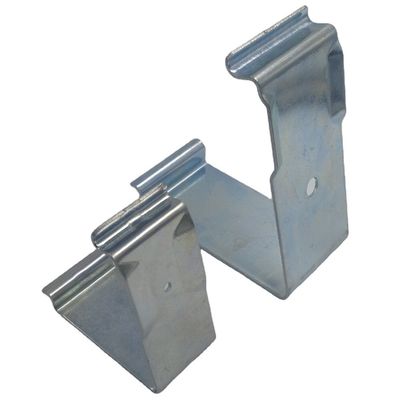 Klipsy do skrzyń C058 do paneli 8 mm - szerokość 35 mm, stal klasy 50 o grubości 1,5 mm